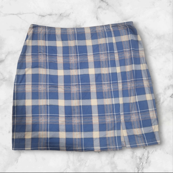 Just Polly Dresses & Skirts - Nwot Just Polly Plaid Mini Skirt With Front Slit Elastic Waist #123